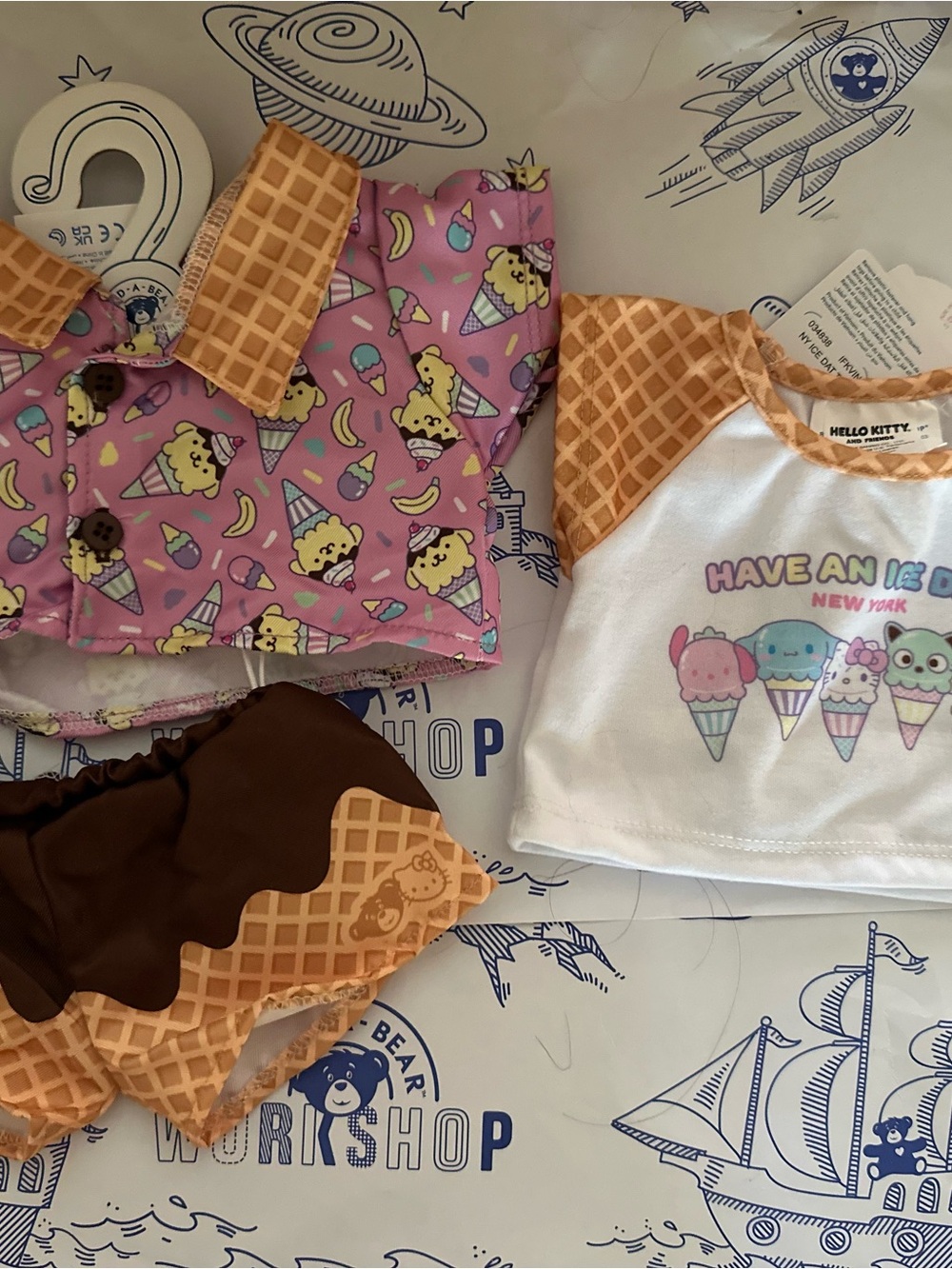 Pompompurin outfit and have an ice day new york t shirt